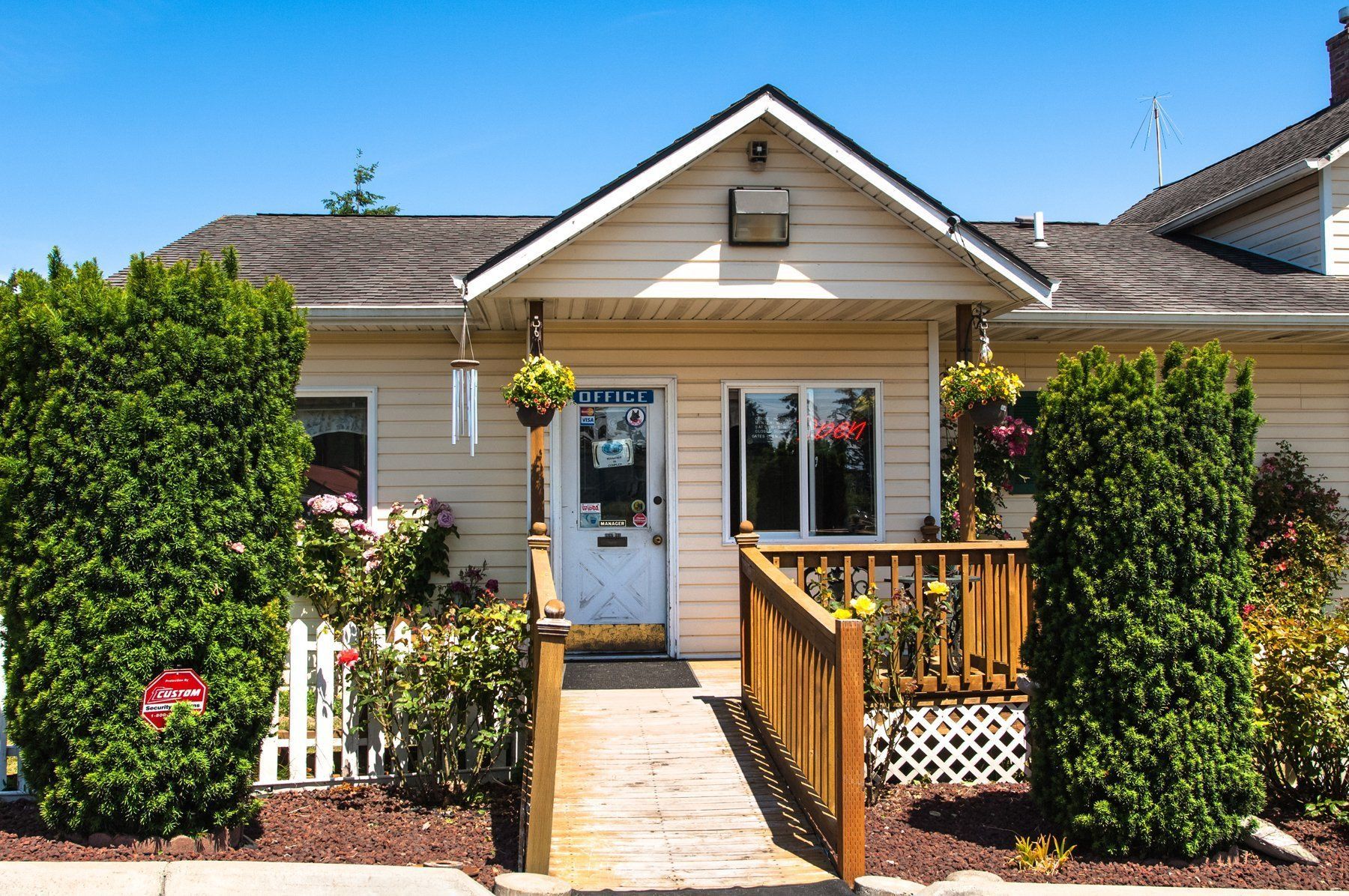 WalMarc Mini-Storage