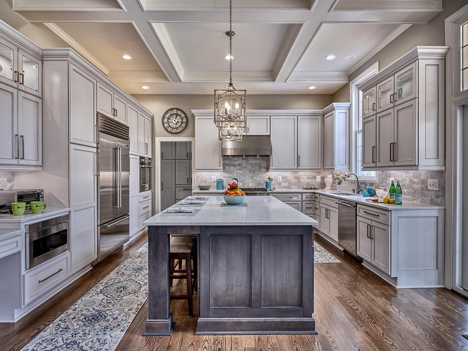 Kitchen cabinet and countertop by The Design House in Hiawatha