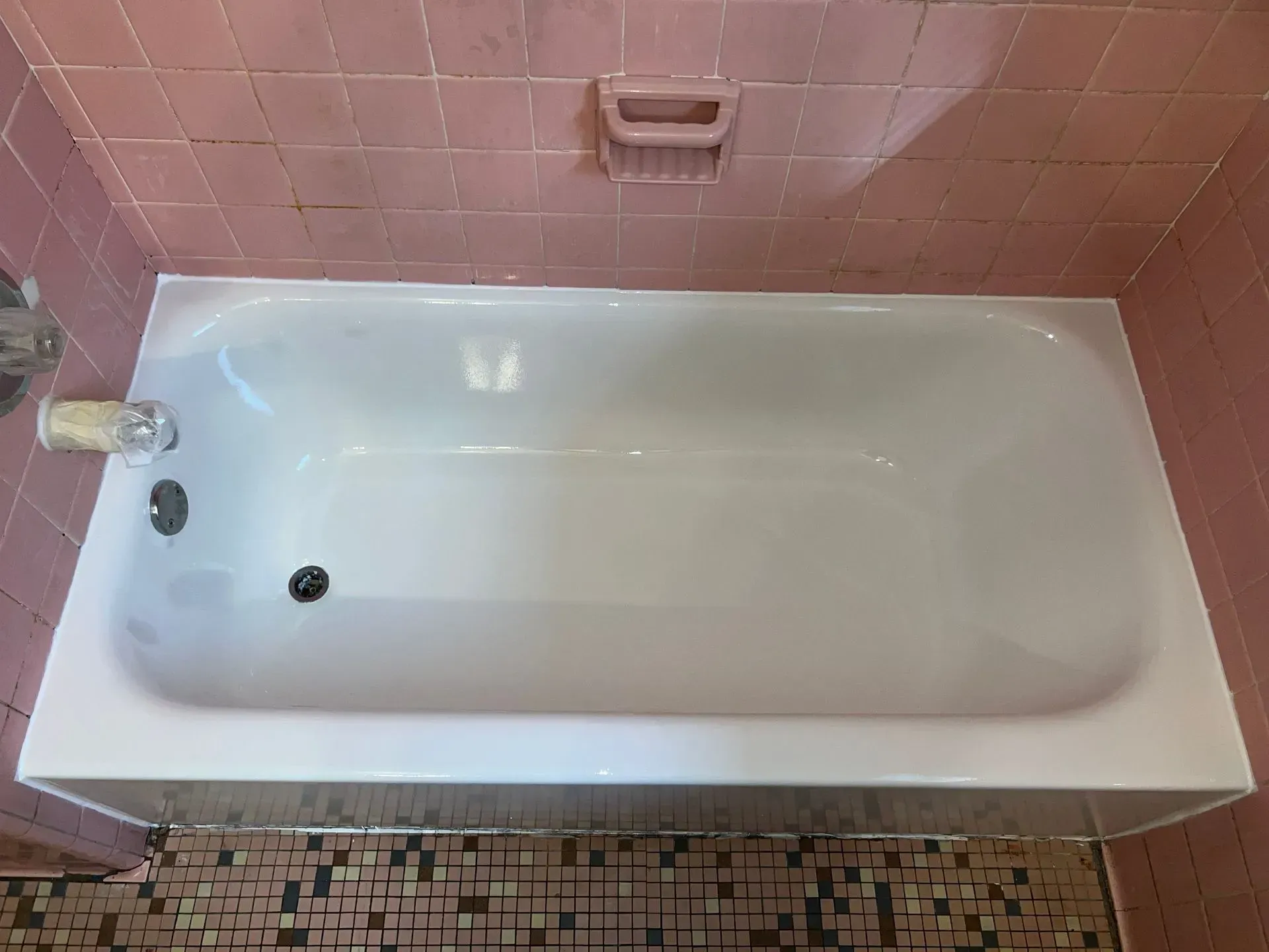 bathtub refinishing company