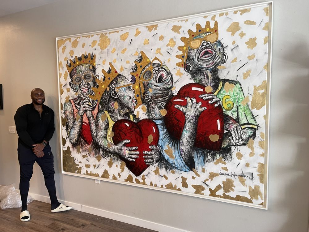 A canvas stretch floater frame