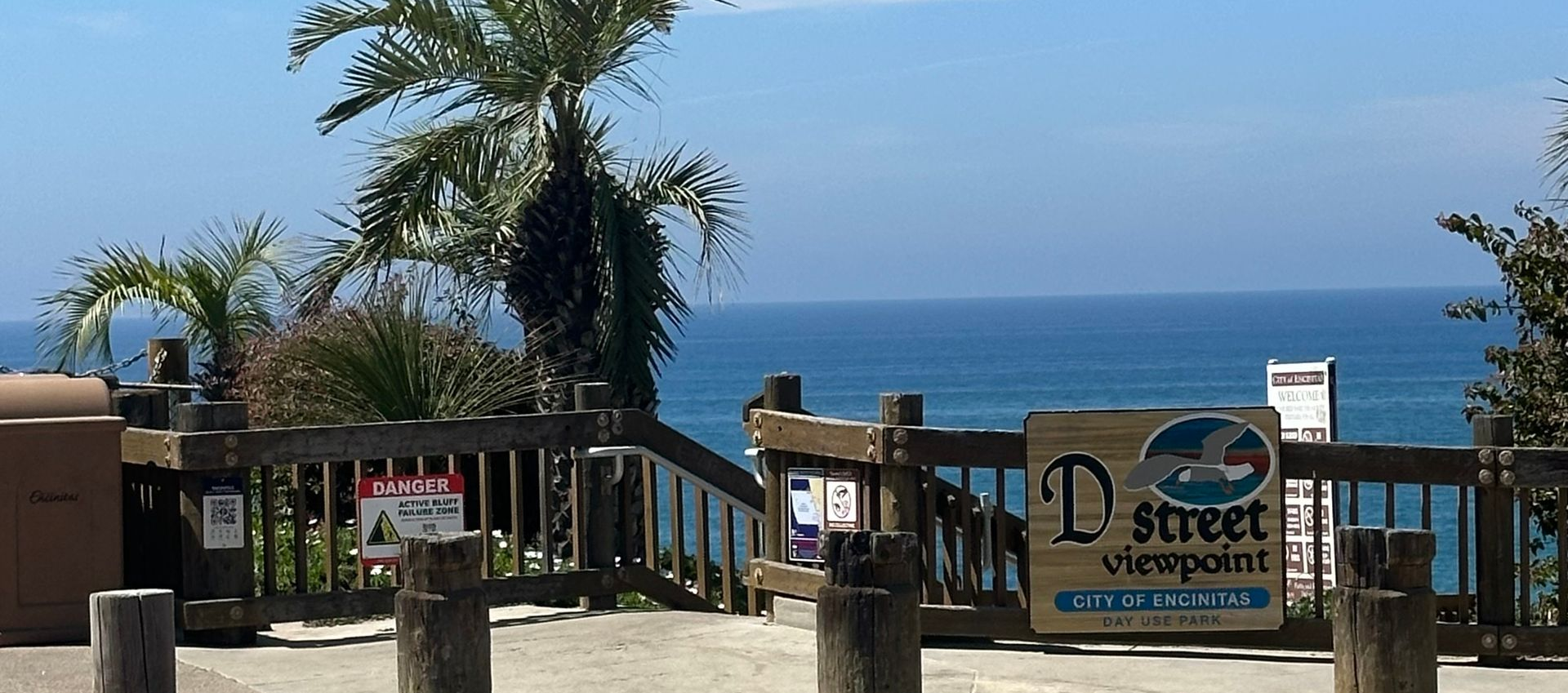 D Street Viewpoint scenic overlook in Encinitas with panoramic views along the North County San Diego coastline.