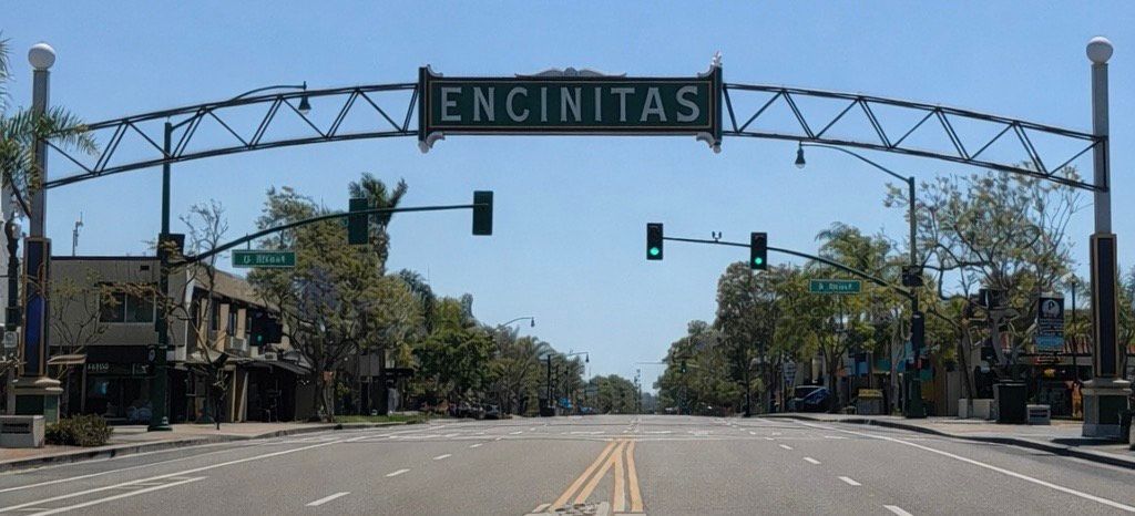 Encinitas arch over Coast Highway in downtown Encinitas, California