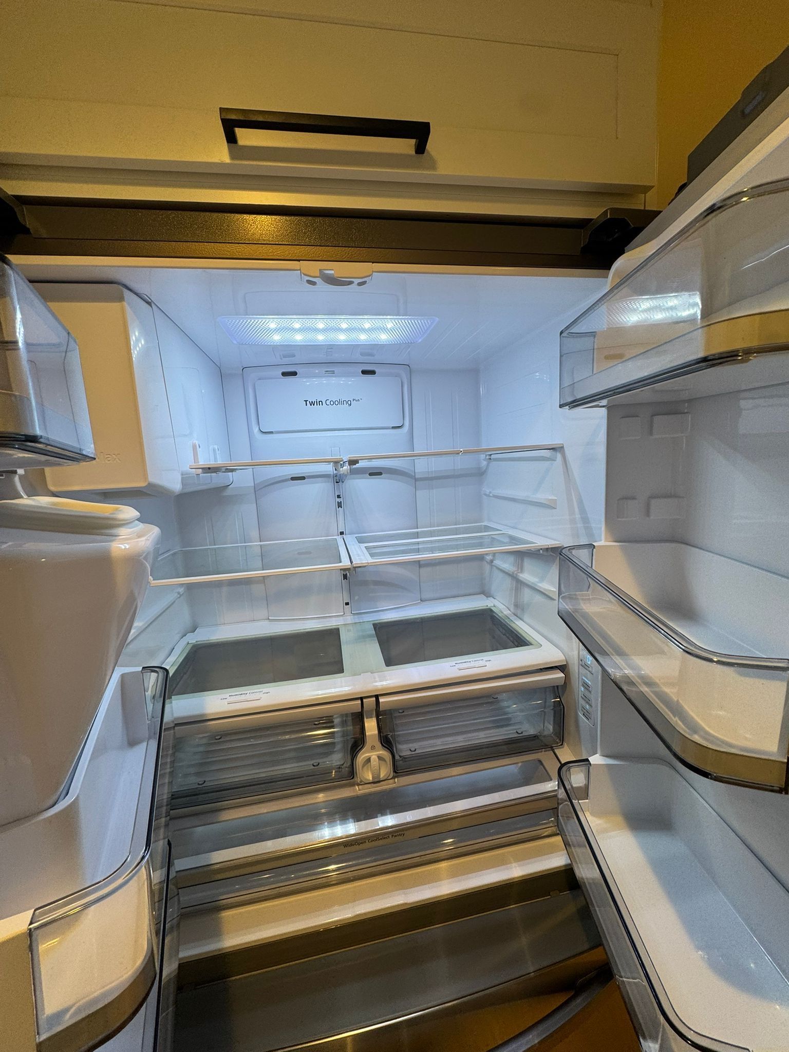 Cleaned refrigerator