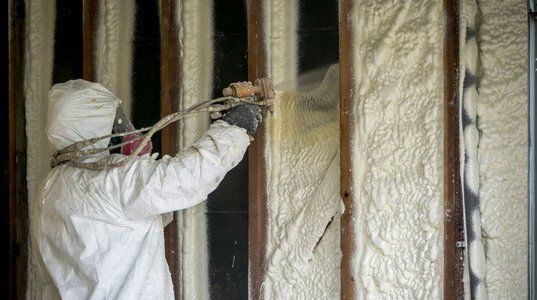 Closed-cell spray foam insulation