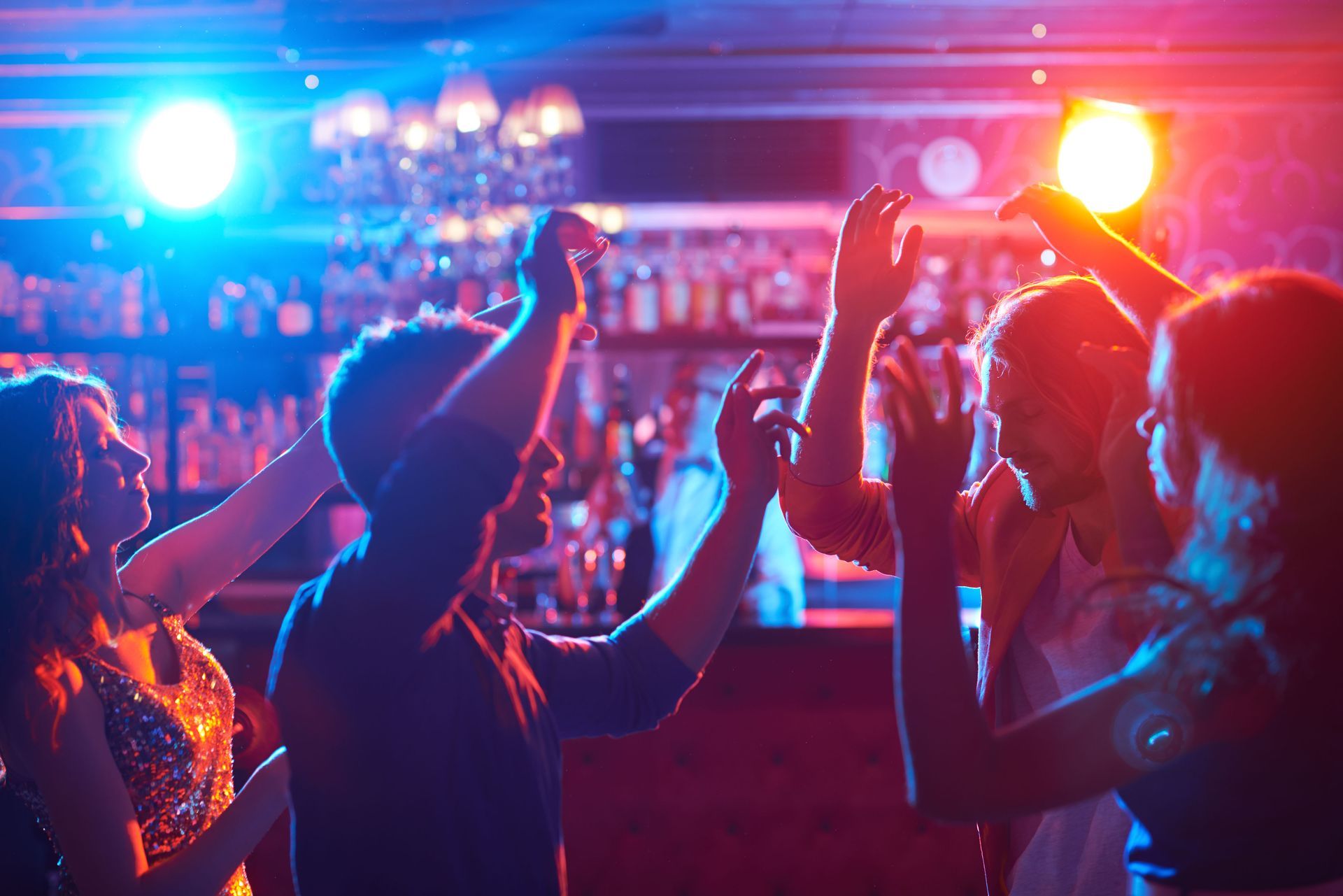 5 Reasons Dancing Bars Feel Like Home
