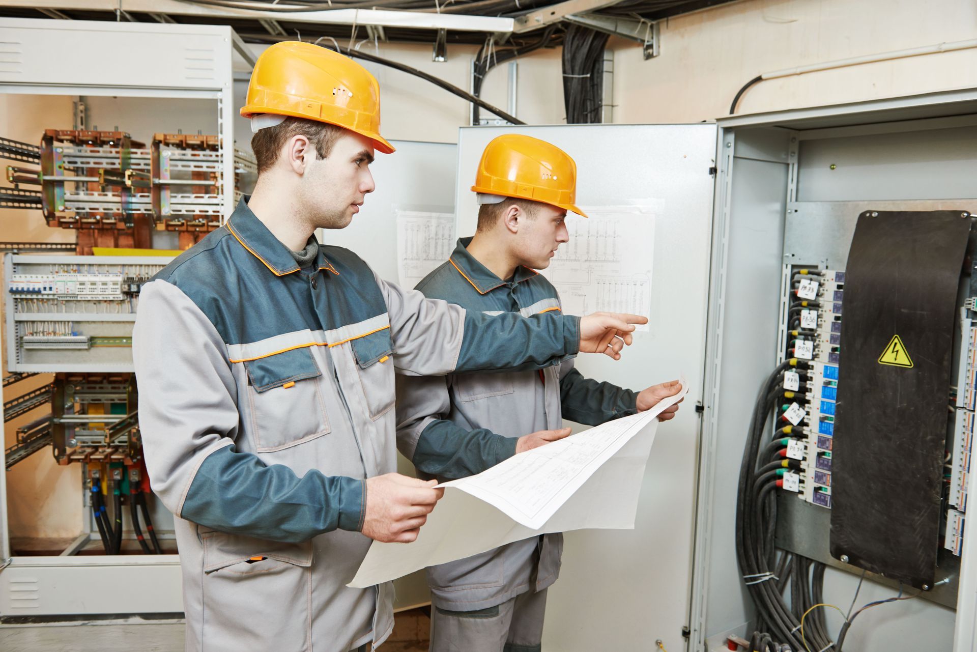 commercial electrician