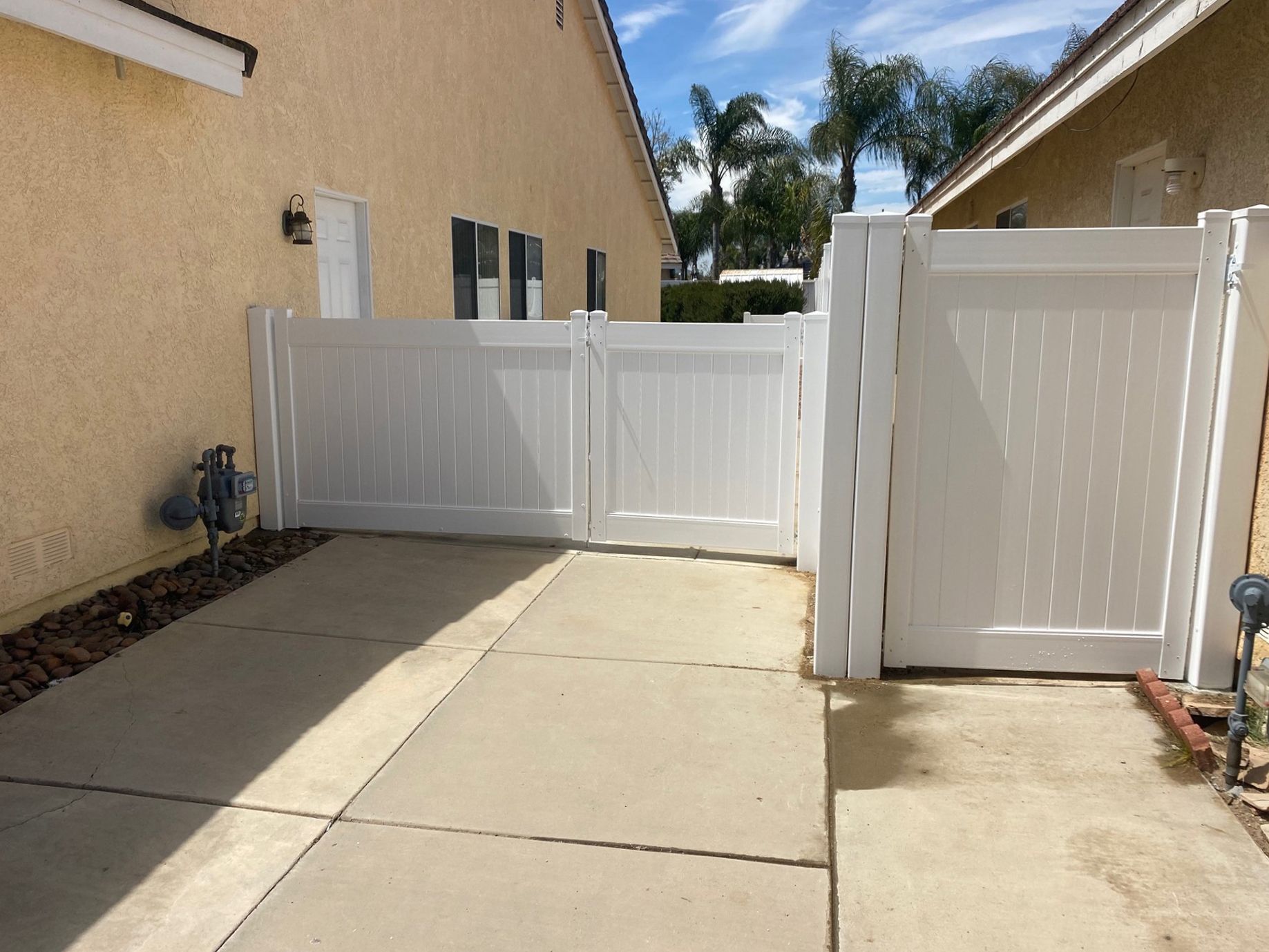 Vinyl fencing