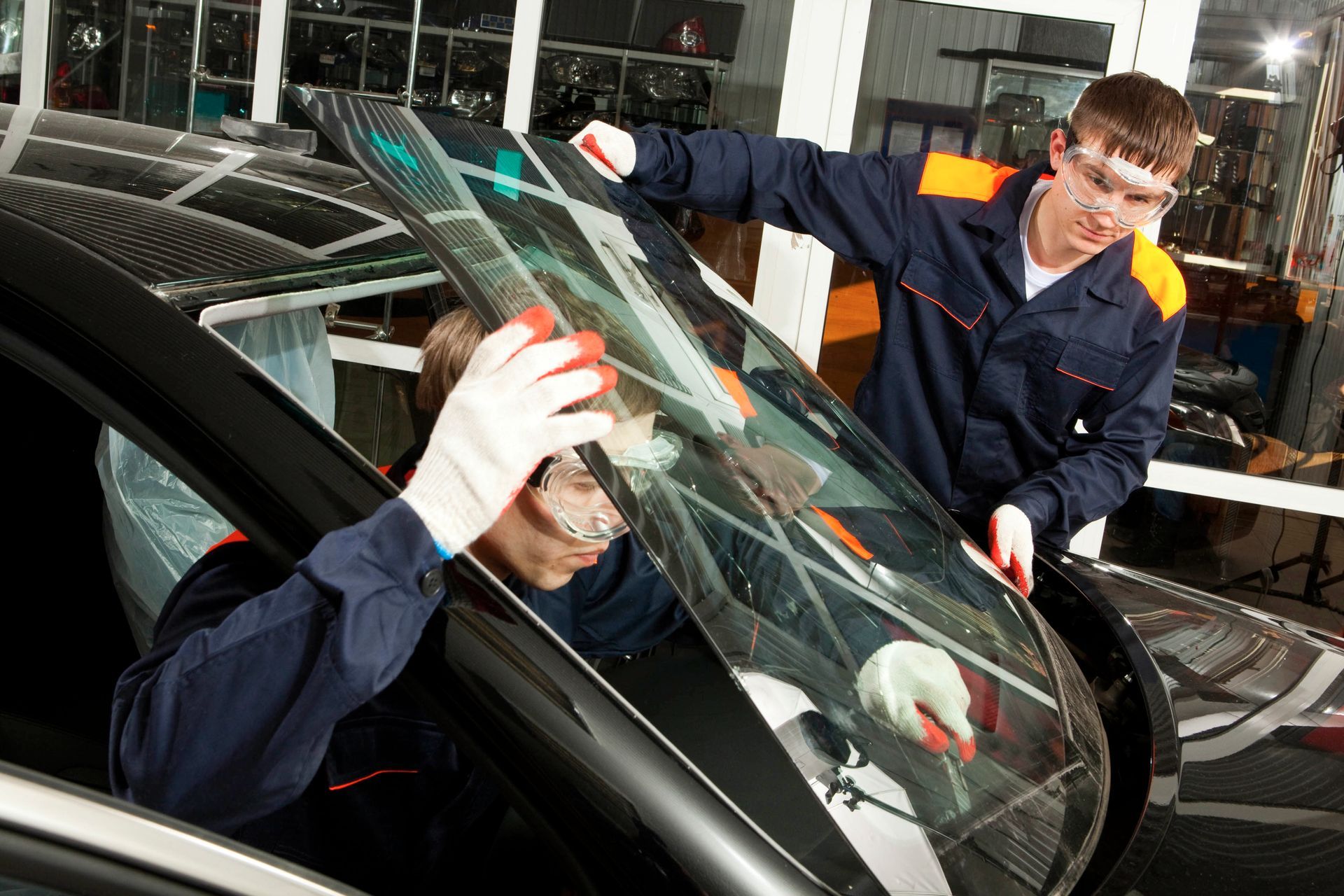 auto glass replacements