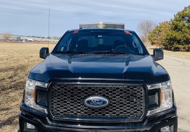 Auto glass replacement in progress