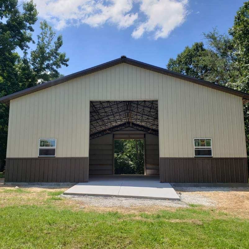 Pole Barn Tan-Brown Visible Trusses