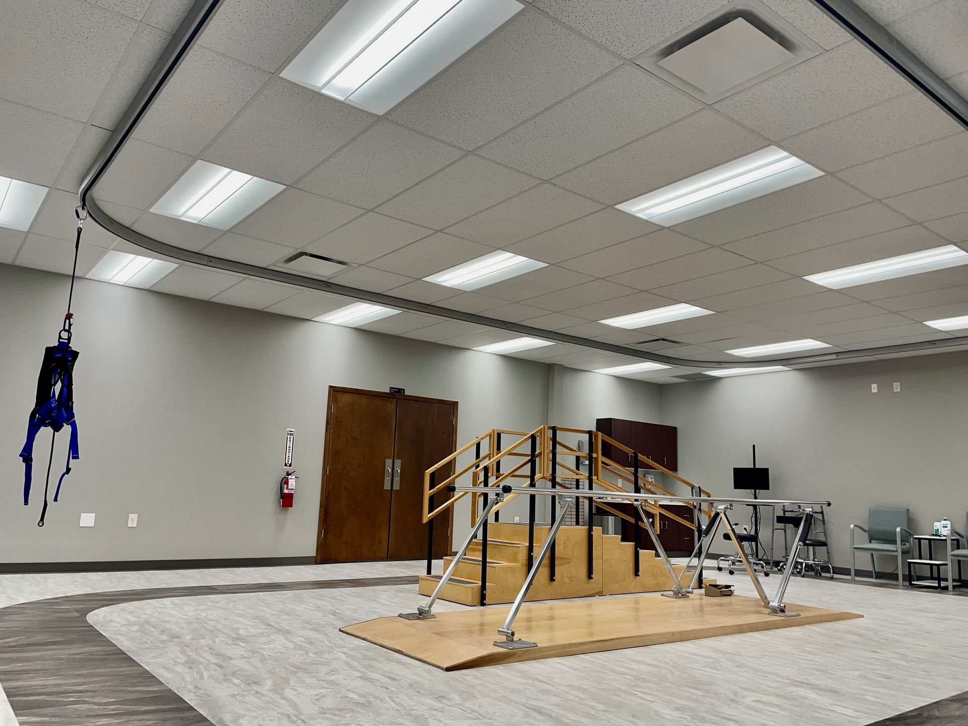 Prosthetic fitting room