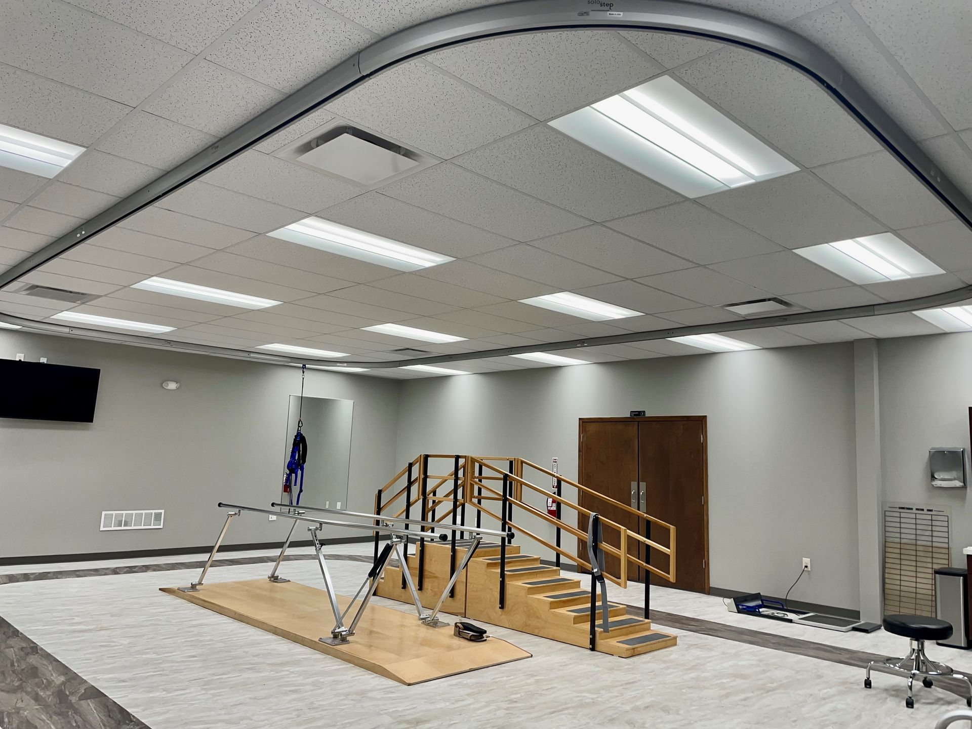 main center interior photo