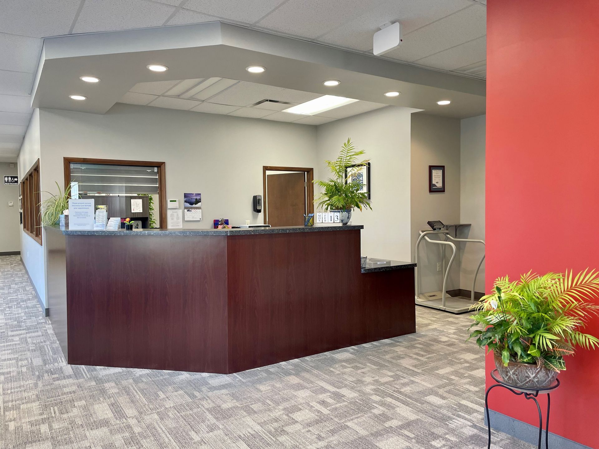 main center front desk photo