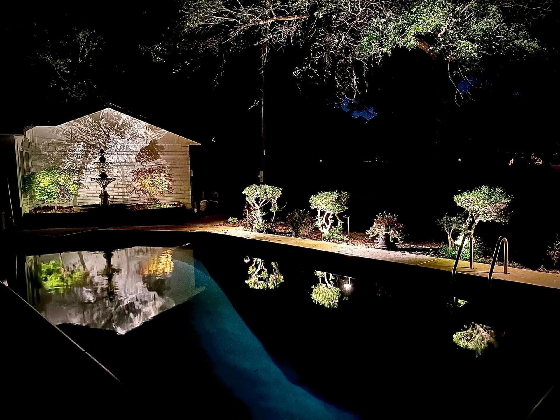 Outdoor Pool Lighting