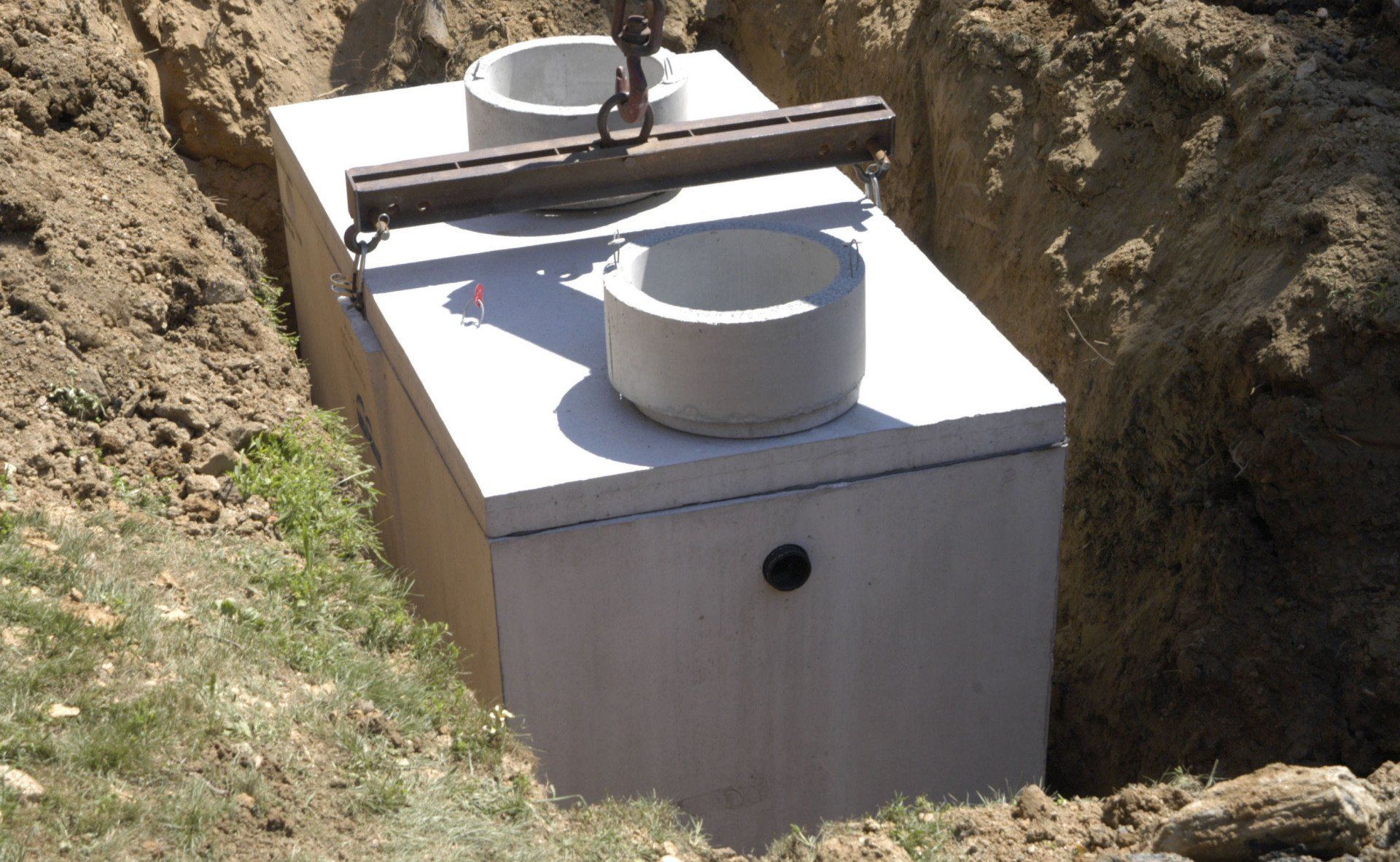 Septic Systems Installation Slow Drainage Monroe, CT