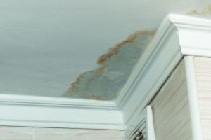Damaged ceiling thanks to a leaky roof 