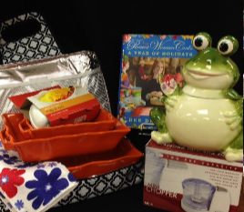 Susie kitchen frog grouping