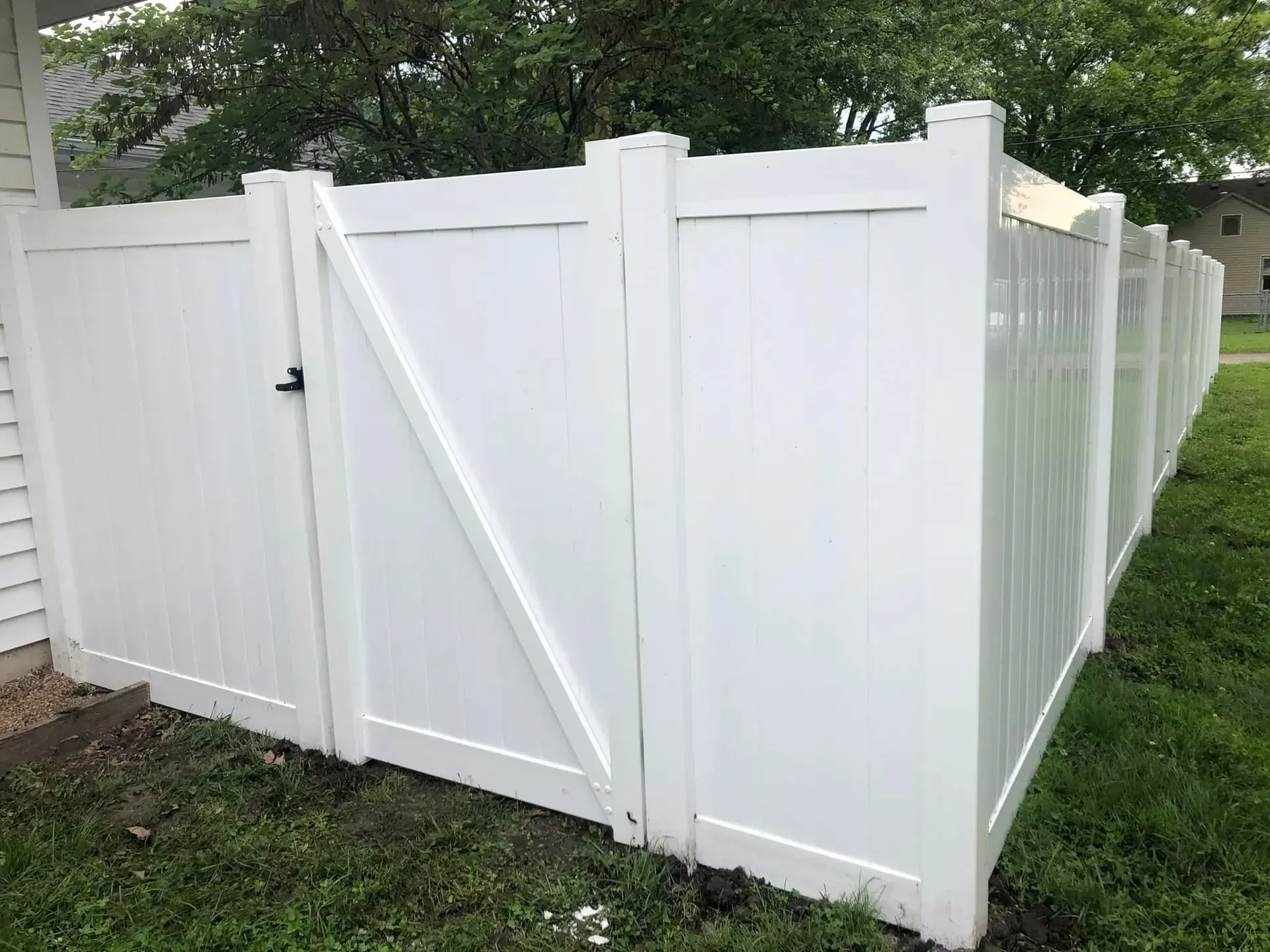 White fence wth door