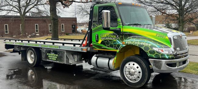 Illinois Fleet Service Towing & Repair