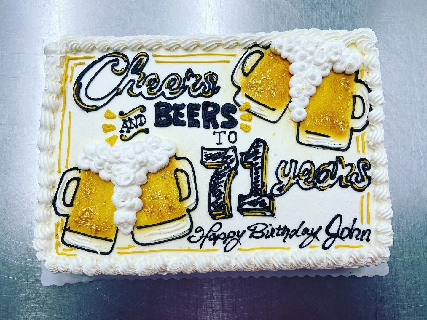 Cake decorated with beer mugs