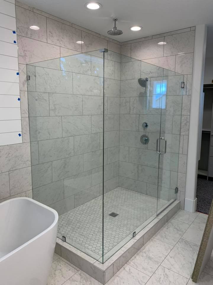 Glass shower door