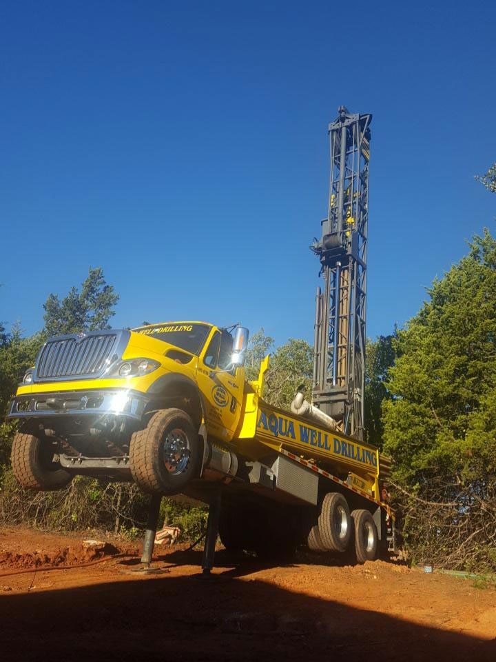 well drilling truck