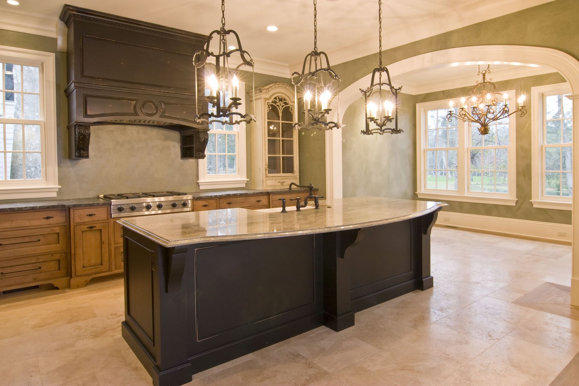 6 Things Homeowners Overlook When Replacing Kitchen Cabinets