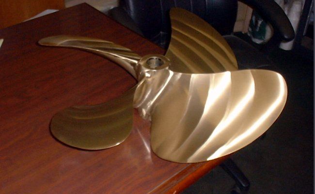 Shiny propeller