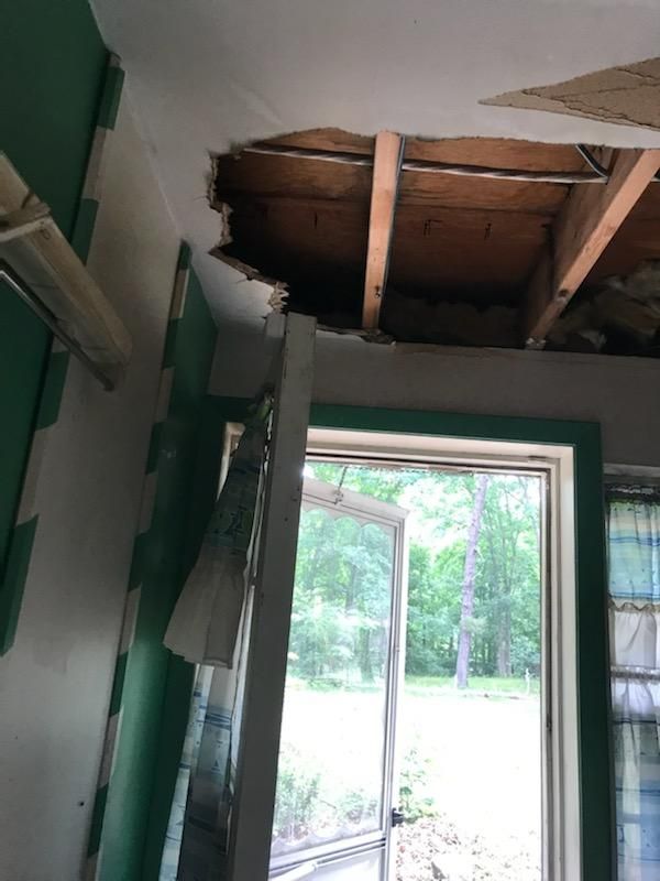 Laundry Room Before Renovating