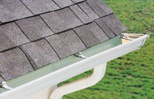 Gutter maintenance | Mercerville, NJ | Flesch's Roofing | 609-503-4407