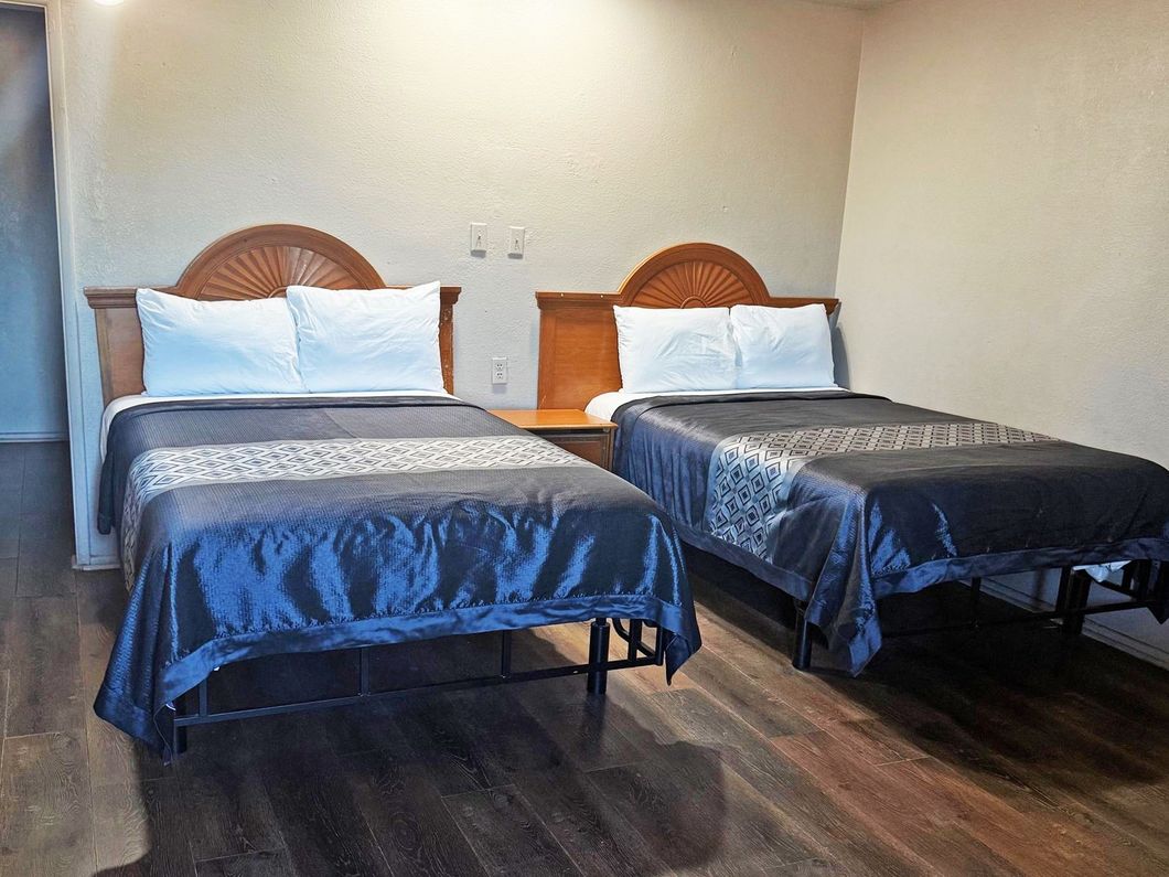 Apple Valley Motel