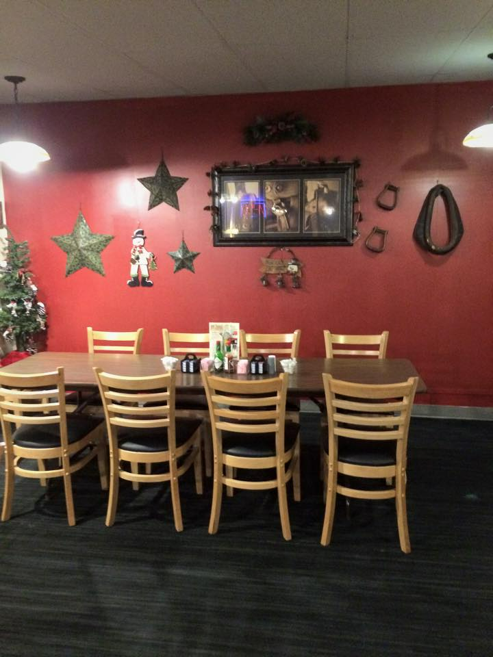 The Saddle Restaurant And Lounge dining area