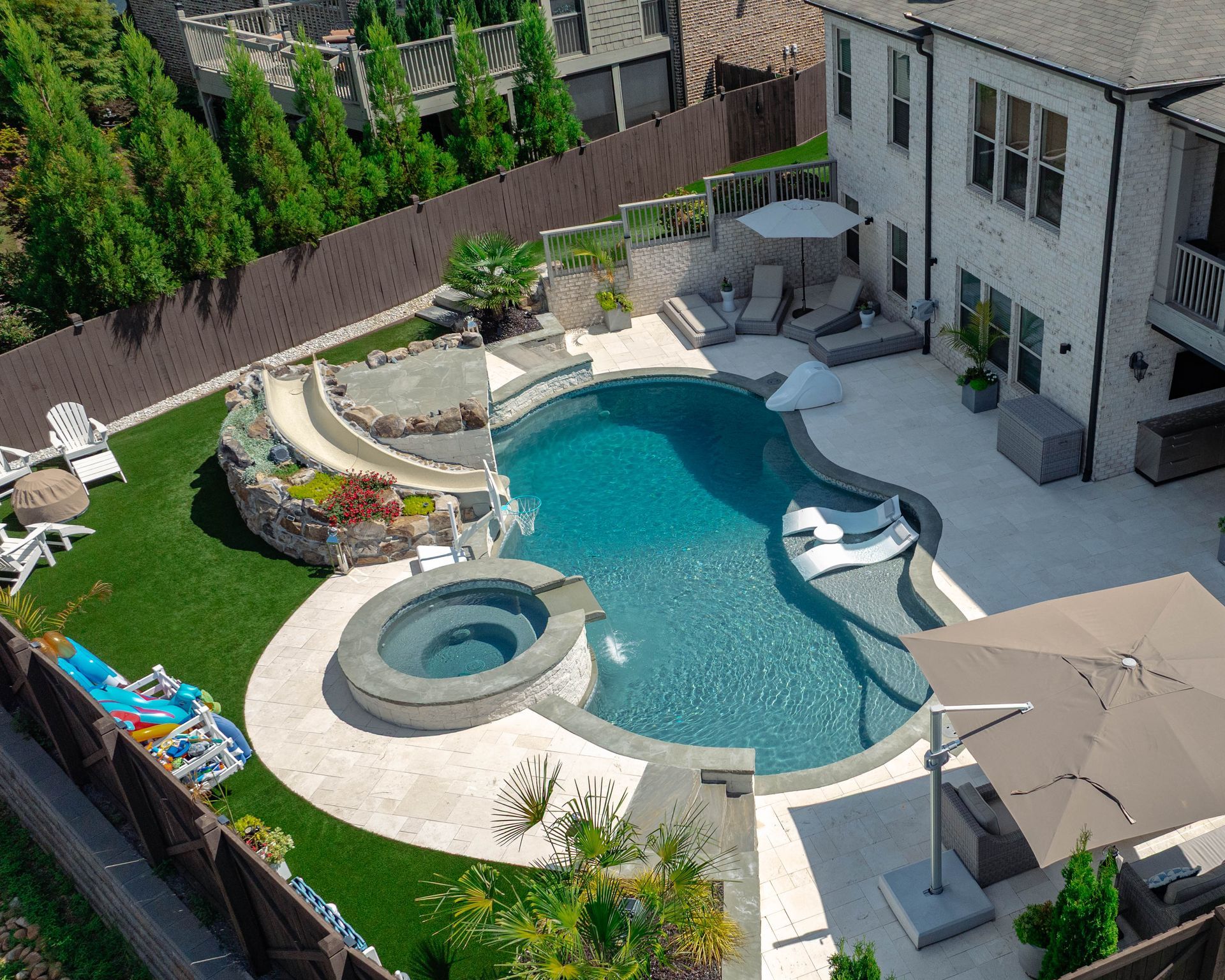 pool with a fountain