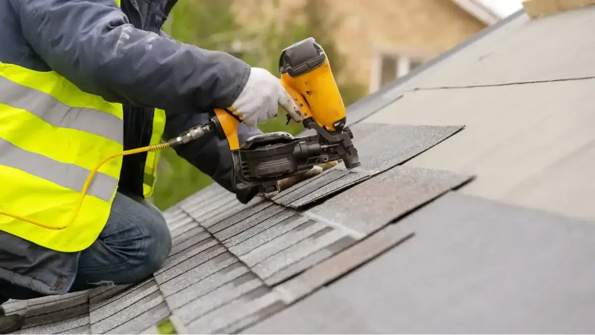 5 Signs You Need Roof Repair Before Winter Hits Pennsylvania