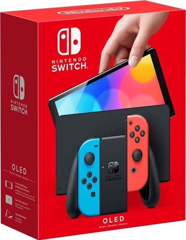 A person is holding a nintendo switch in their hand