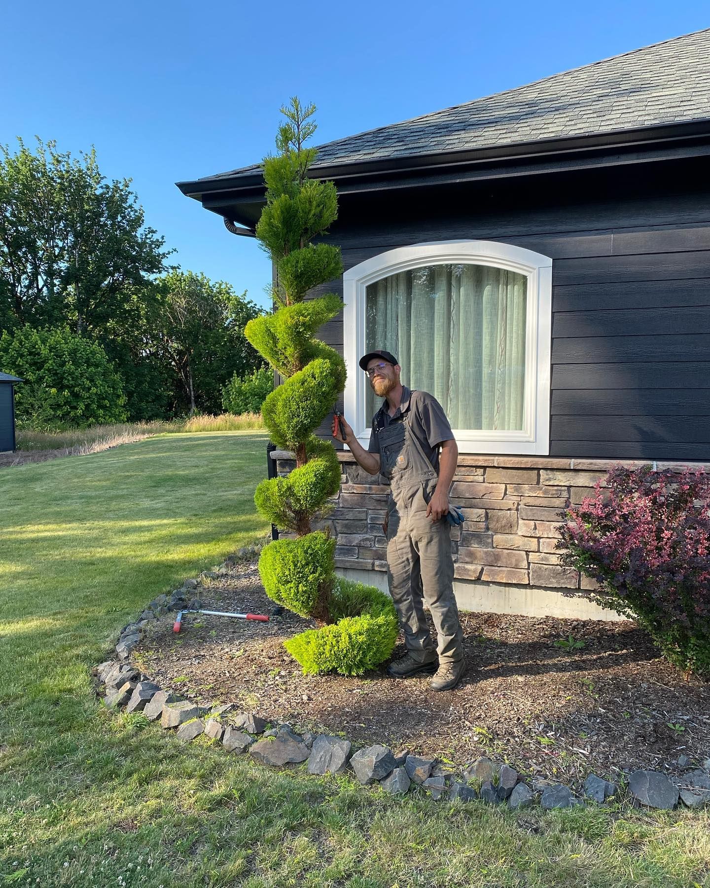Rain or Shine Lawn Maintenance