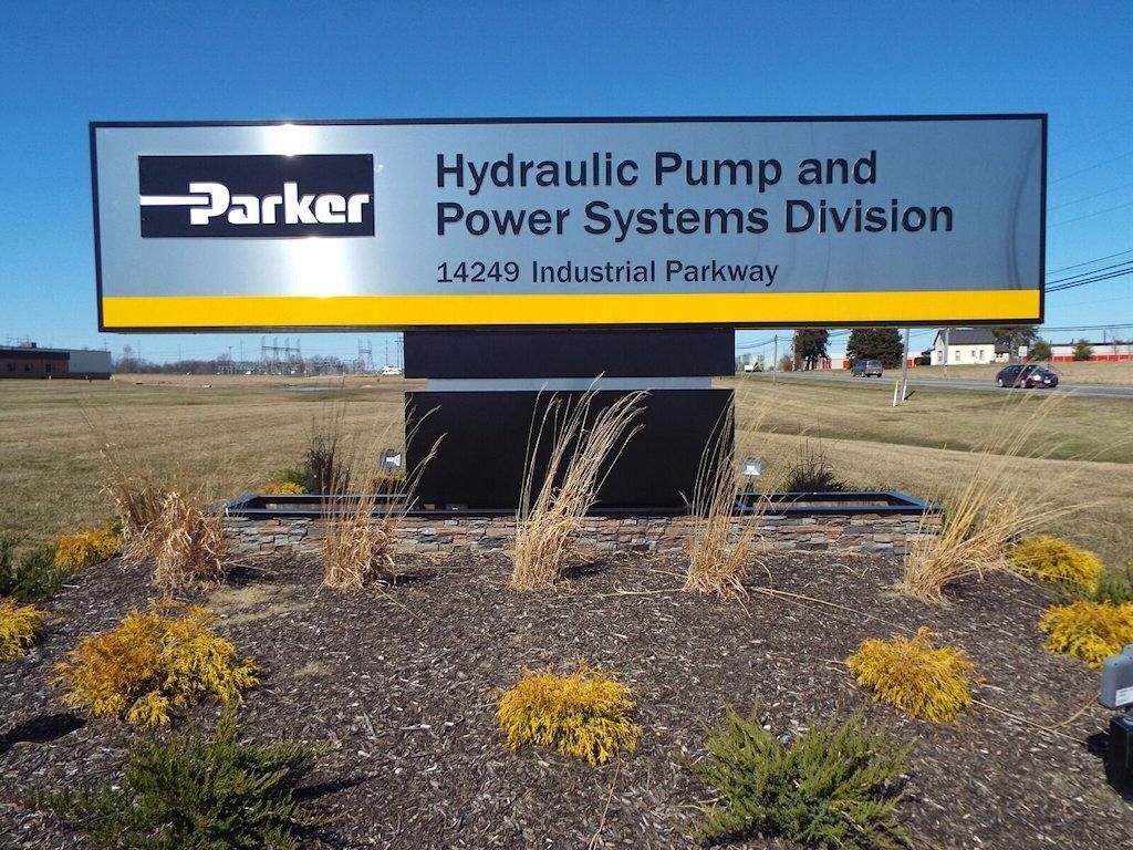 Sign for Parker Hydraulic Pump and Power Systems Division at 14249 Industrial Parkway.