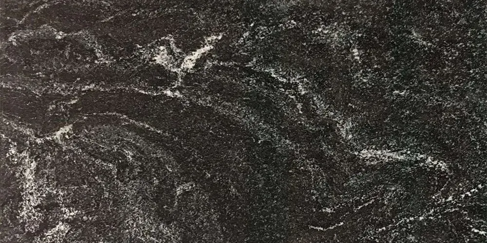 Cristalina Black