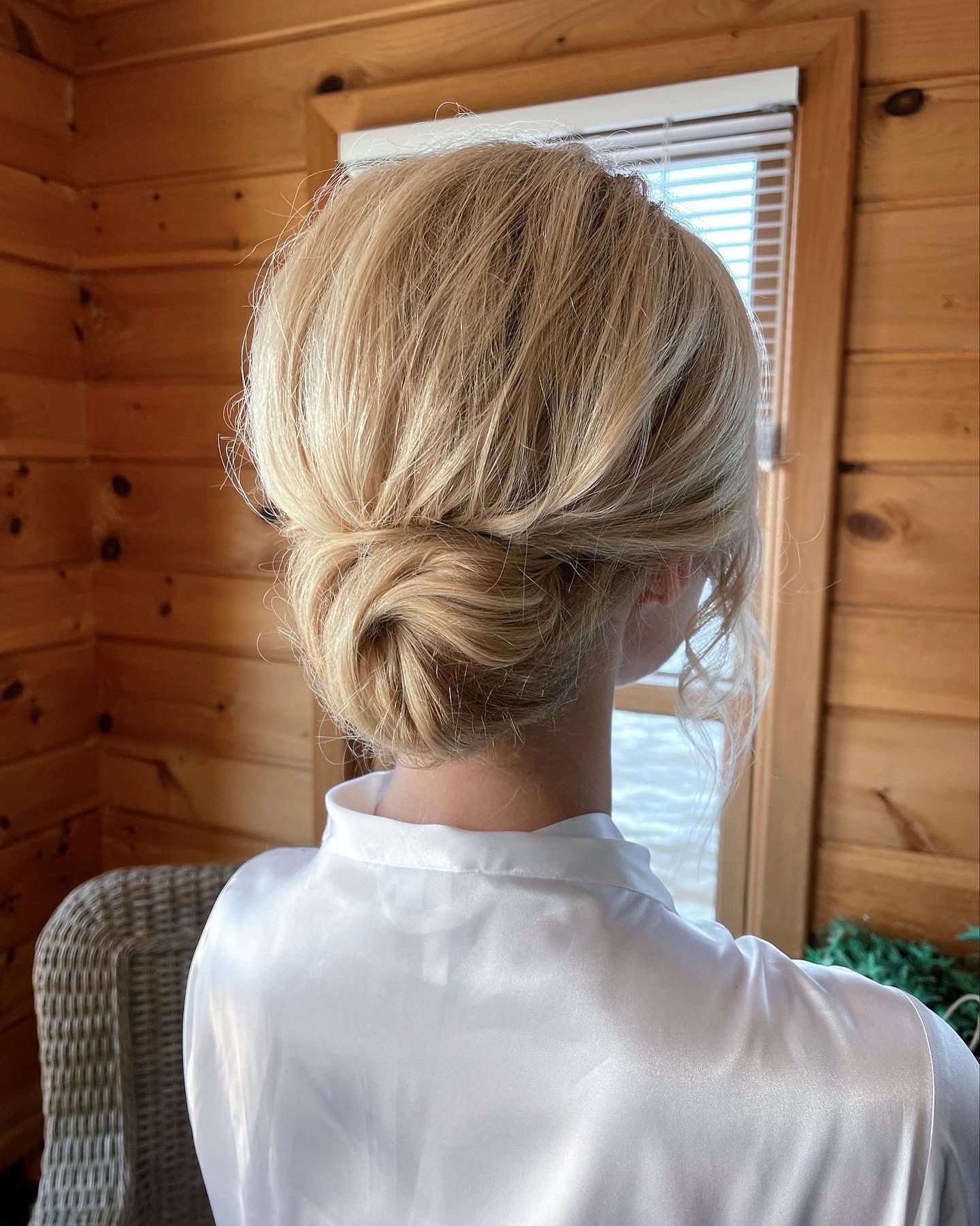 lovely bridal hairstyle