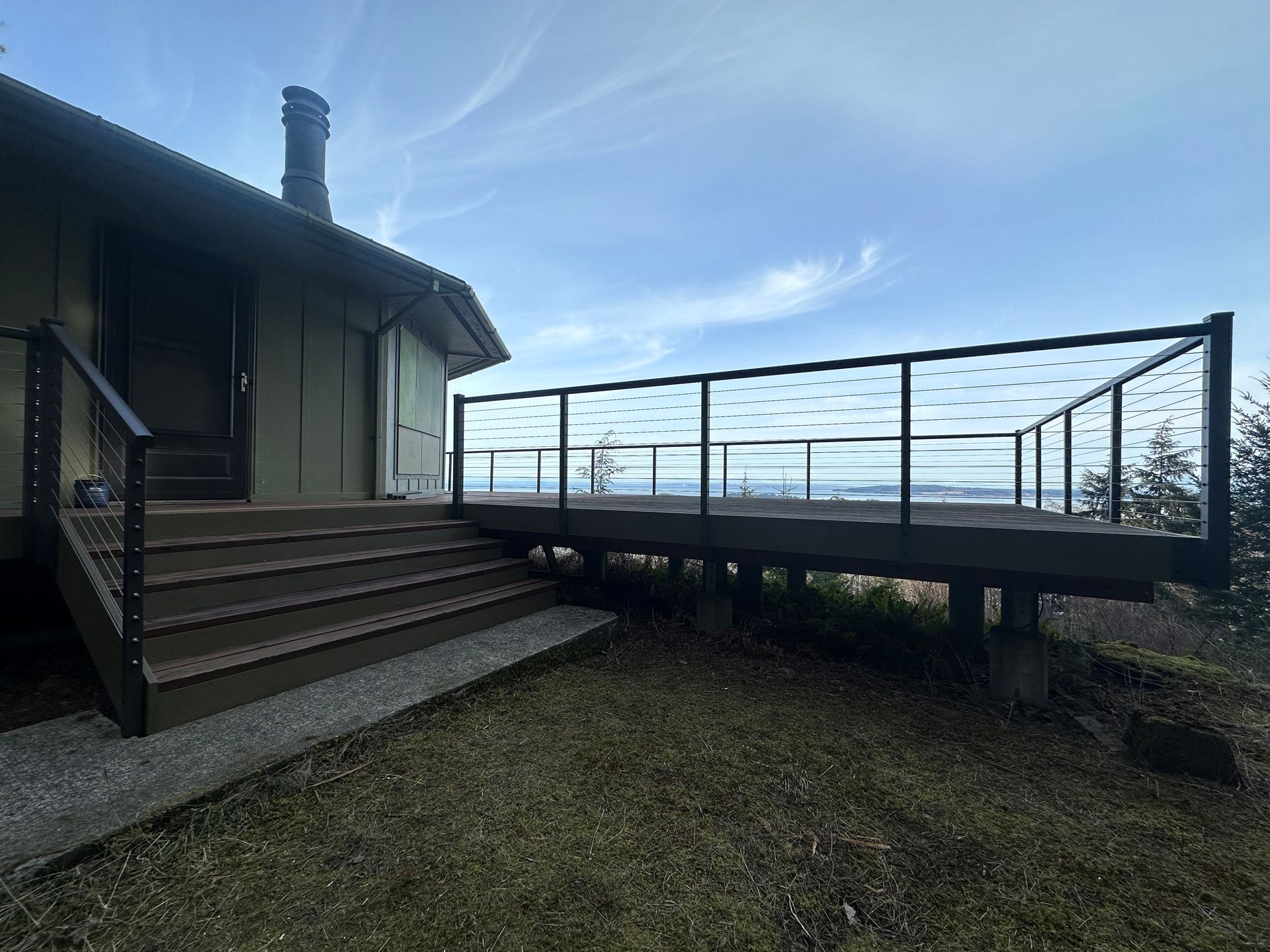 New gray & green deck & railing