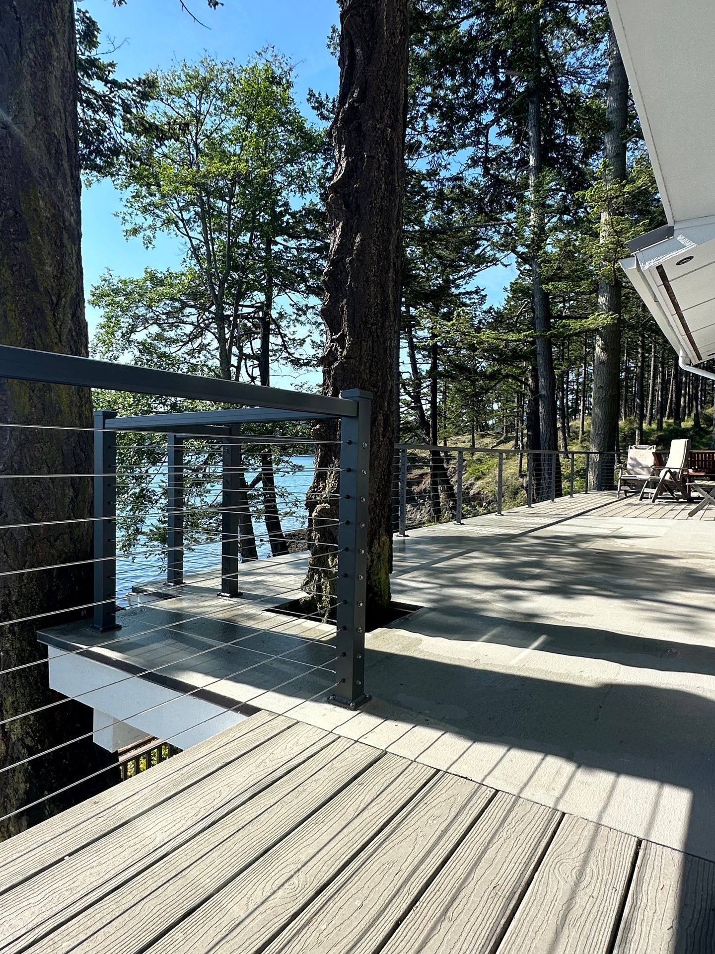 Custom cable railing installation service