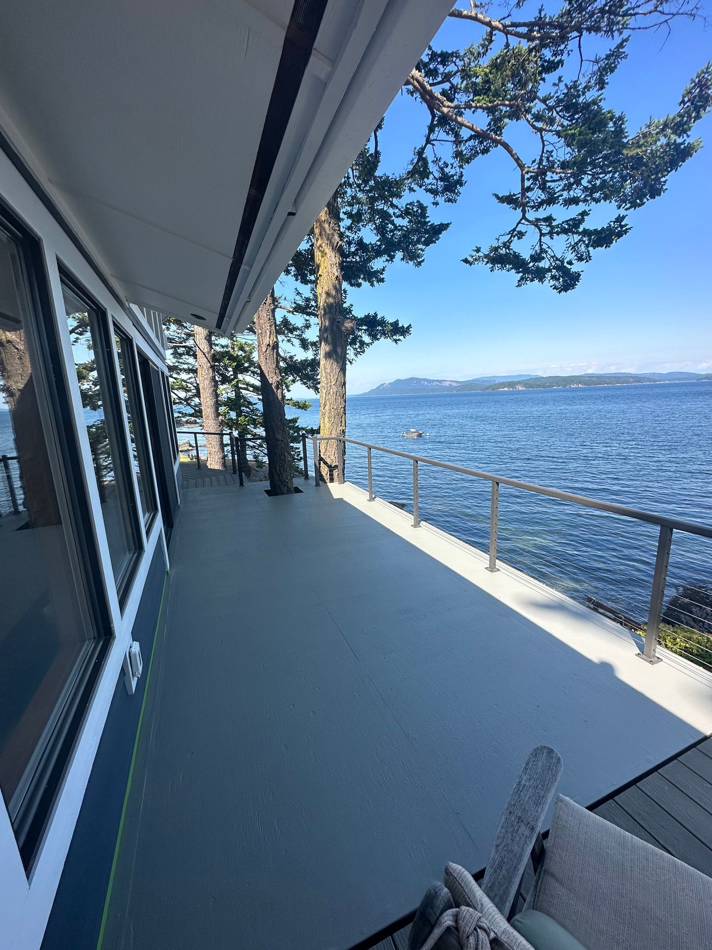 New gray railing system