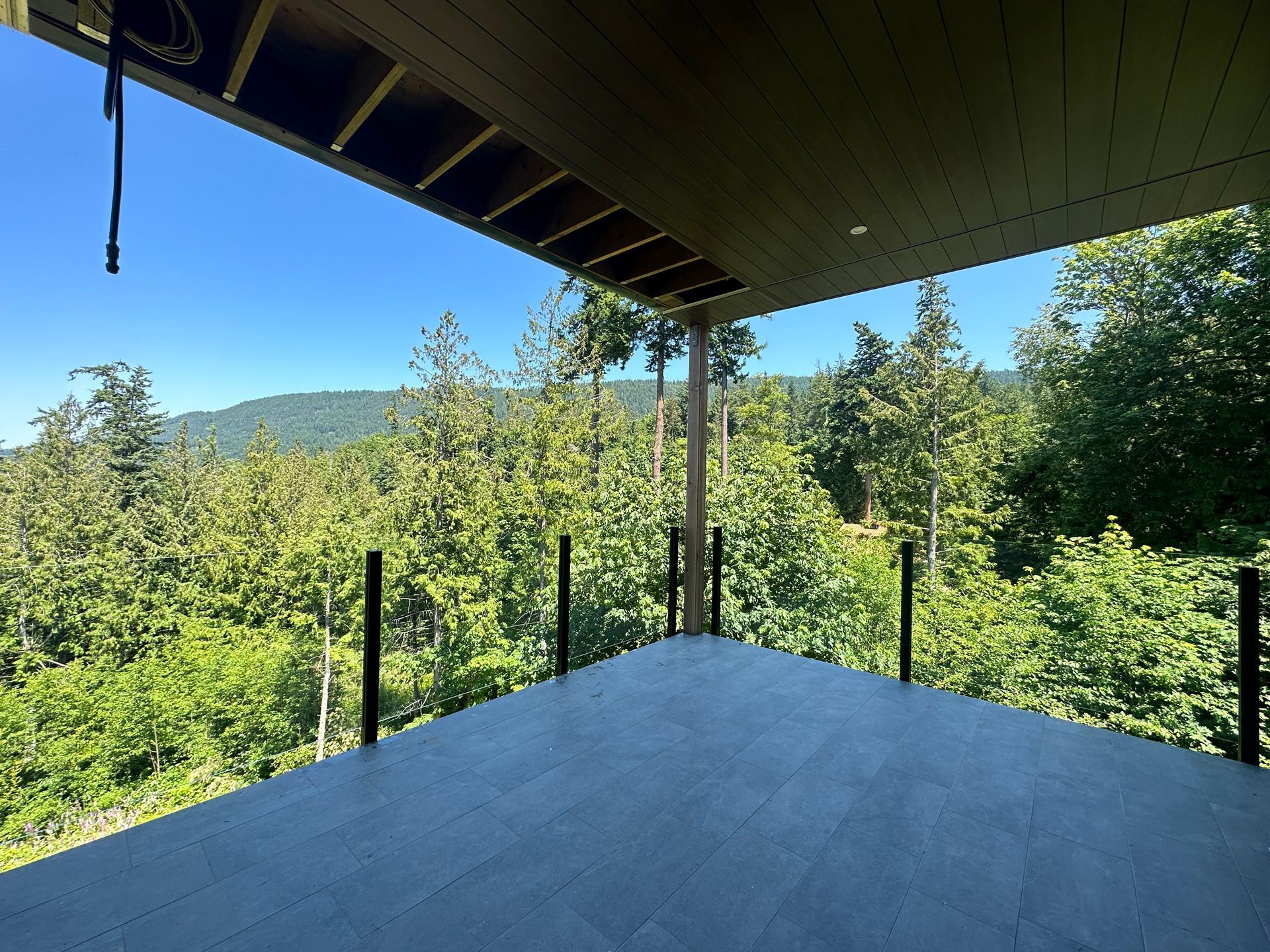 Building new glass railing systems