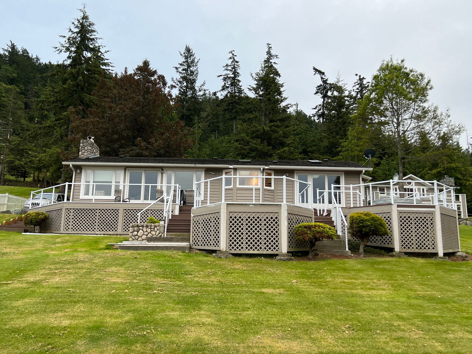 White deck stair railings