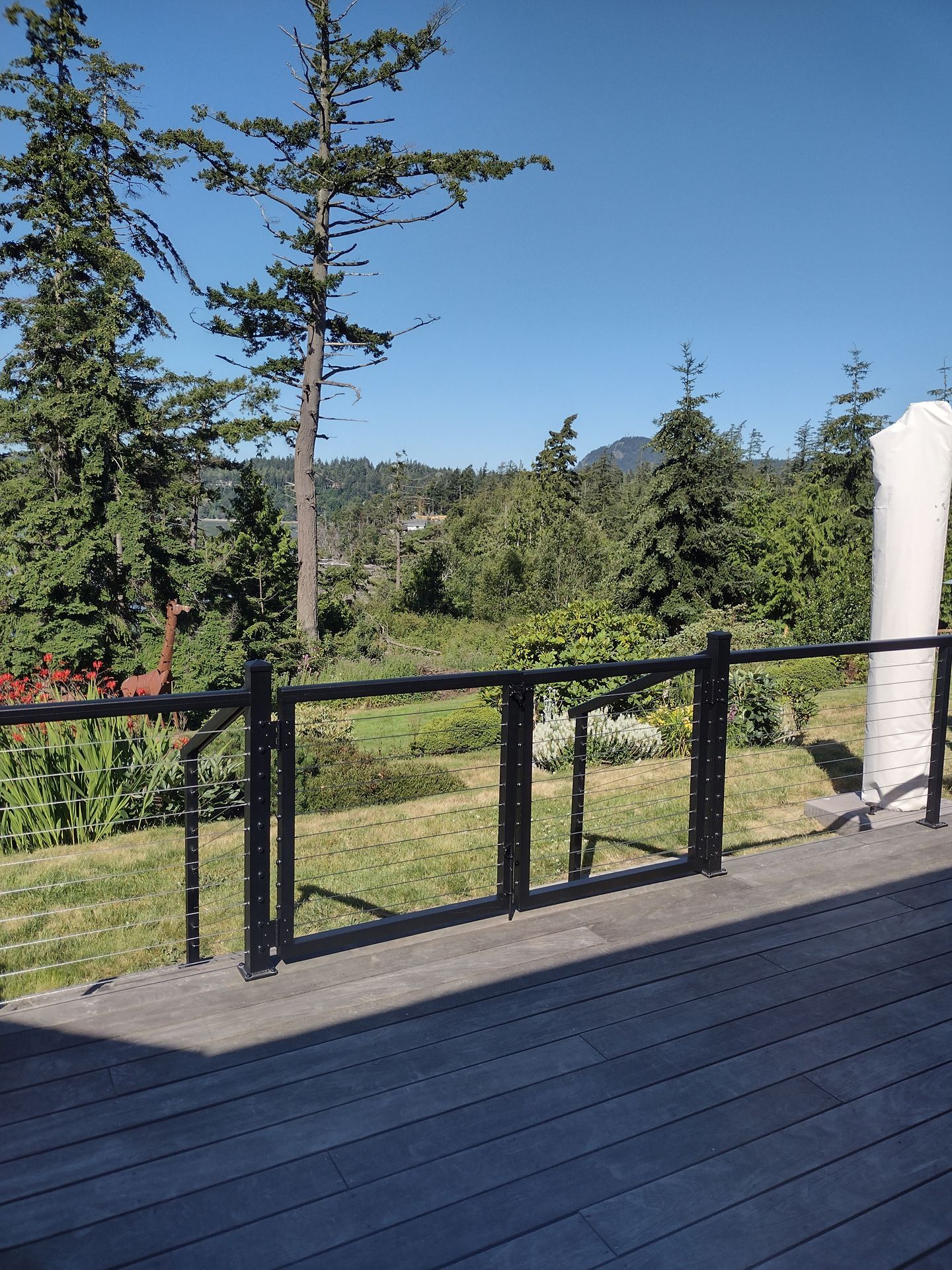 Custom stainless-steel cable railing system