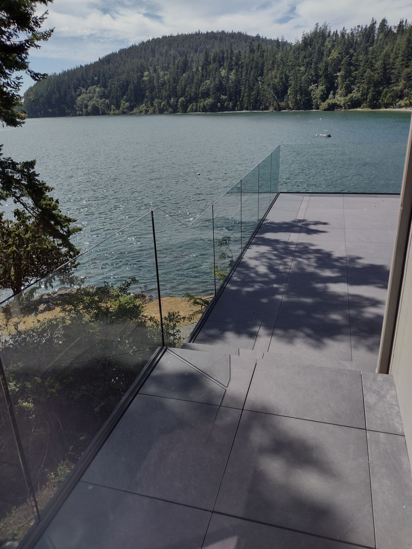 Custom glass railing systems
