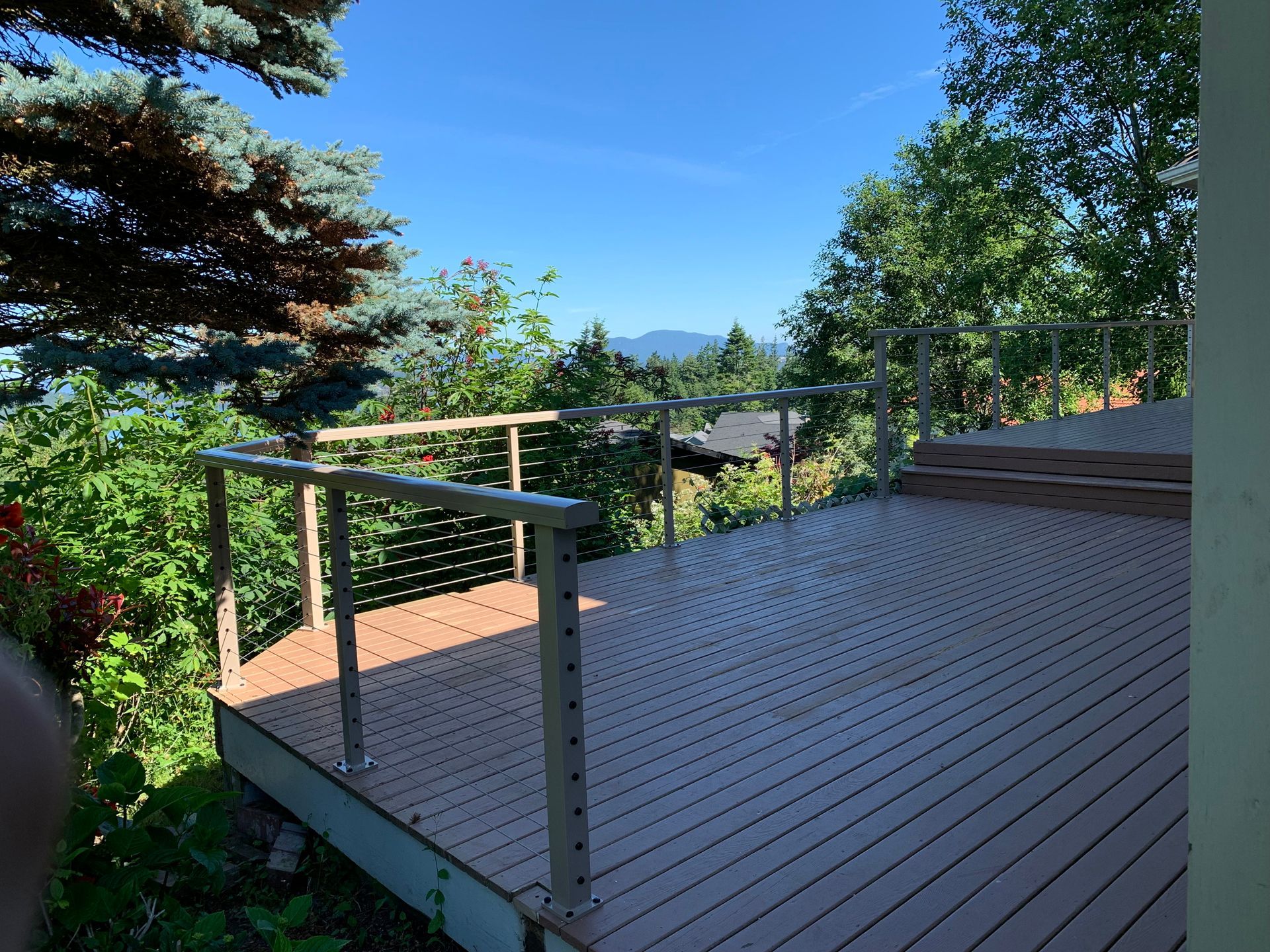 Newly constructed stainless-steel cable railing system