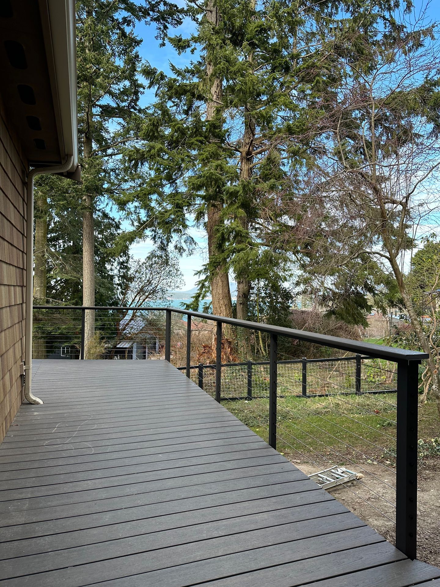 New black cable railings