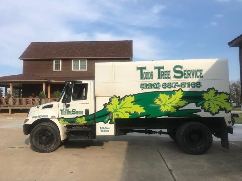 Todd's Tree Service truck