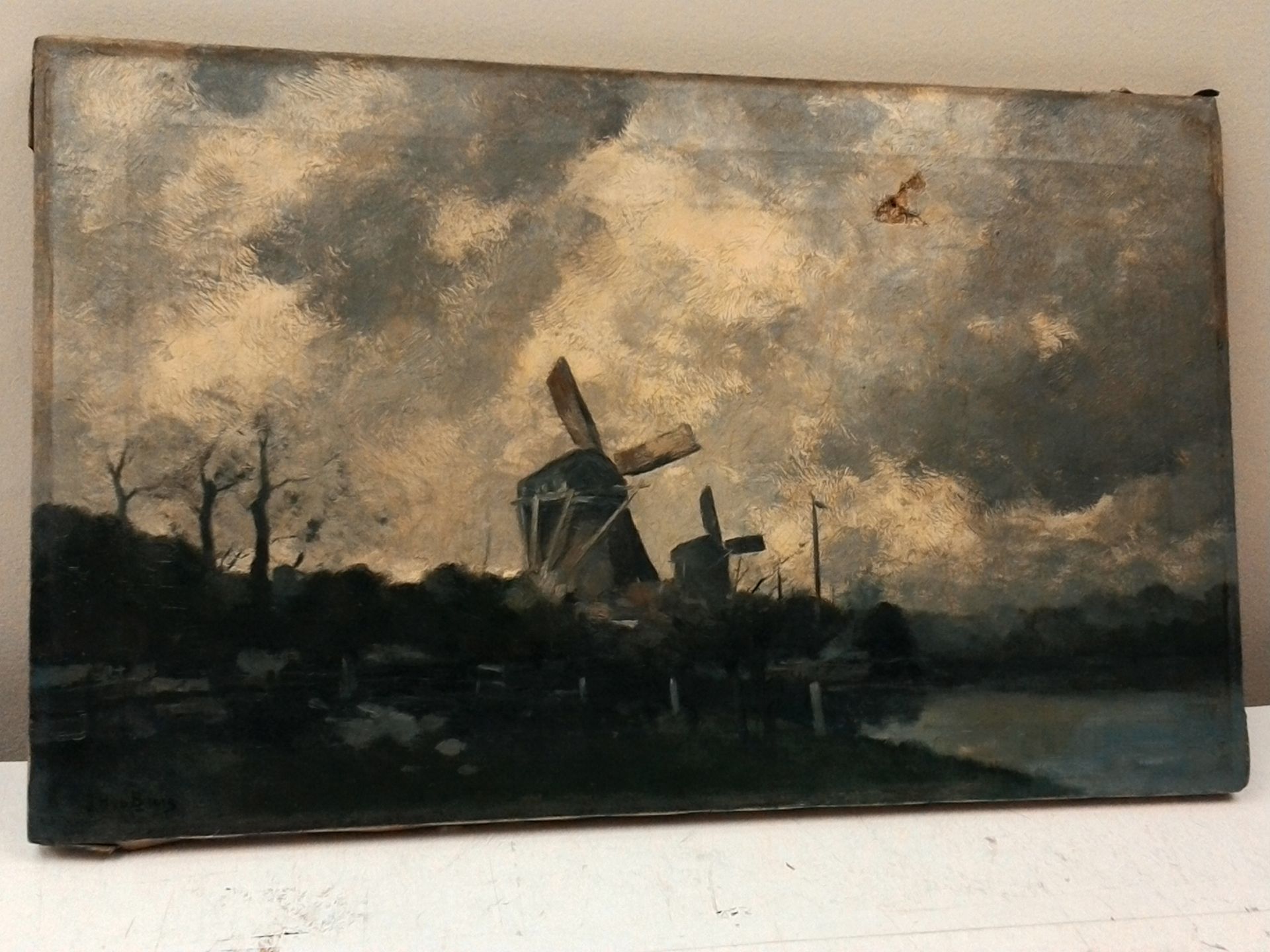 Art restoration service